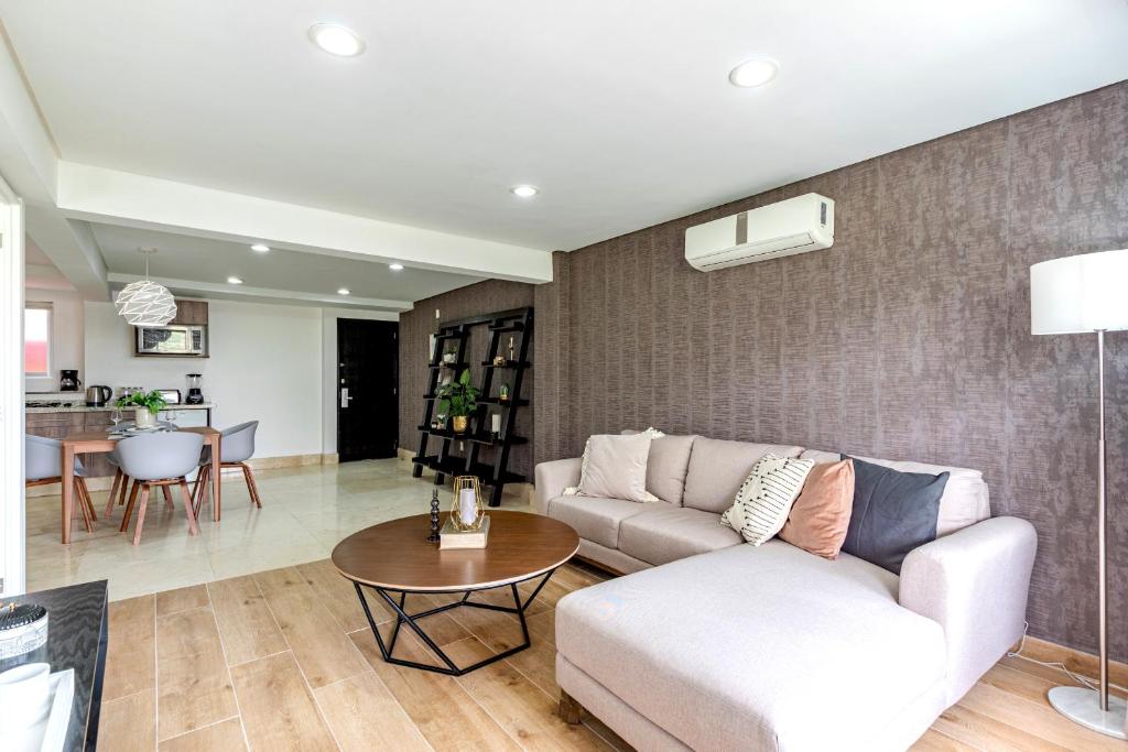 Dwellworks Living Corporate Housing Property