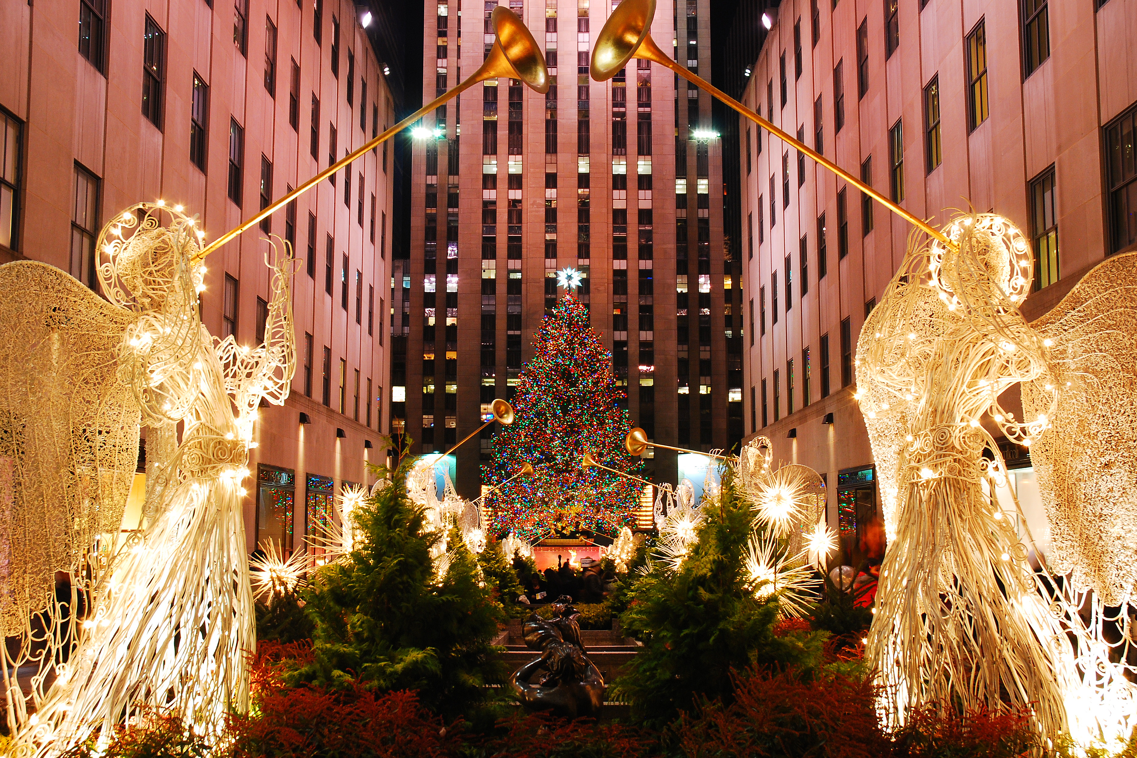 Dwellworks Global Mobility - Christmas in the US