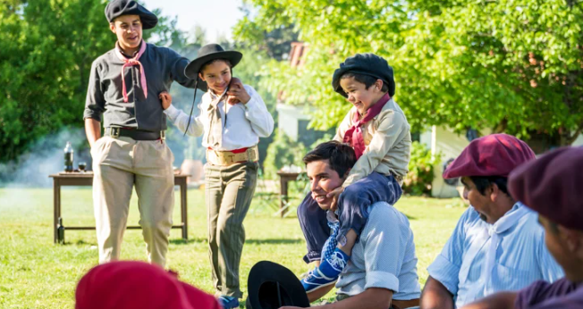 Dwellworks Global Mobility Argentia El Dia de la Tradicion holiday