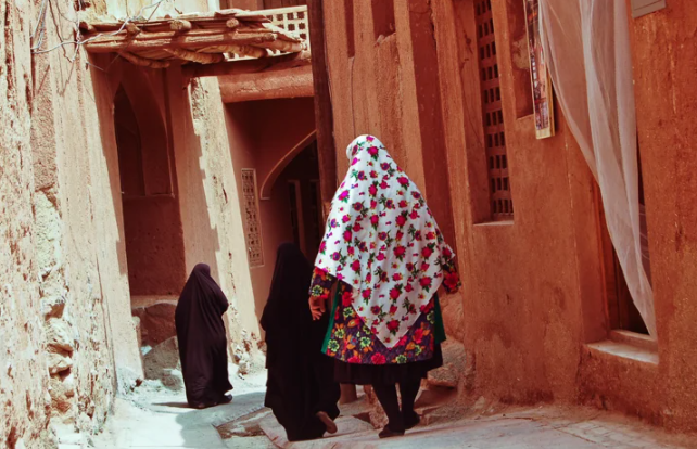 Dwellworks Global Mobility Iran Mehgeran holiday