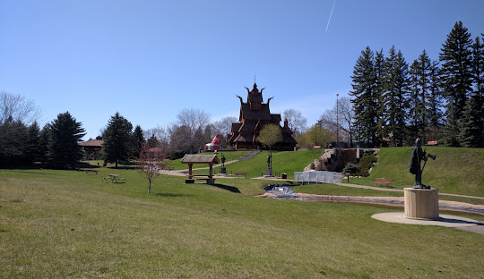 Dwellworks Destinations Services - Minot ND Norsk Høstfest Scandinavian Festival